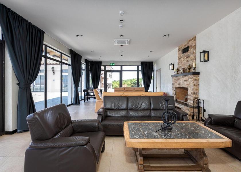 Kakheti Telavi shared lounge/tv area