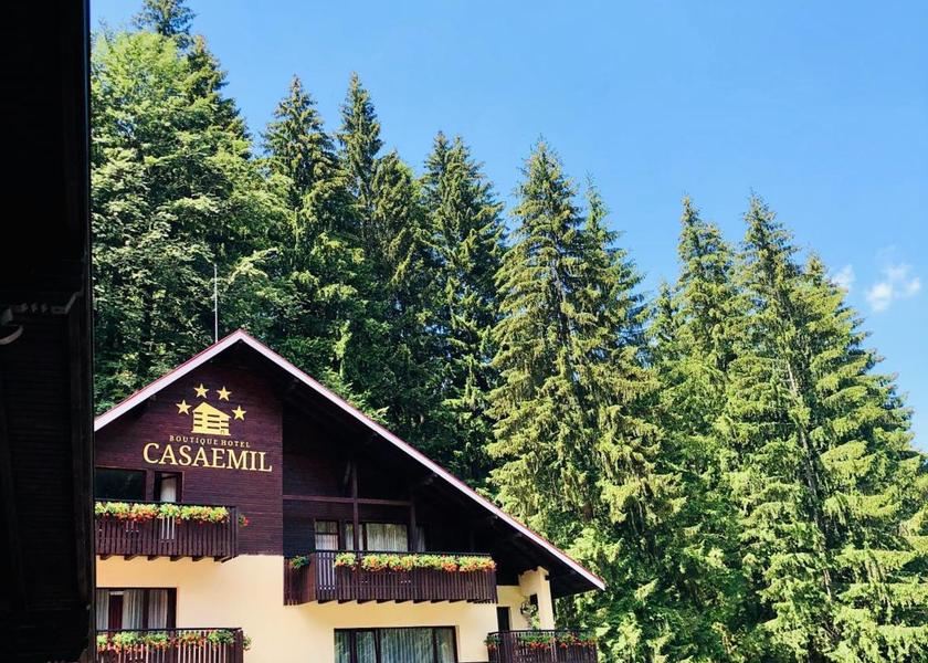  Poiana Brasov entrance