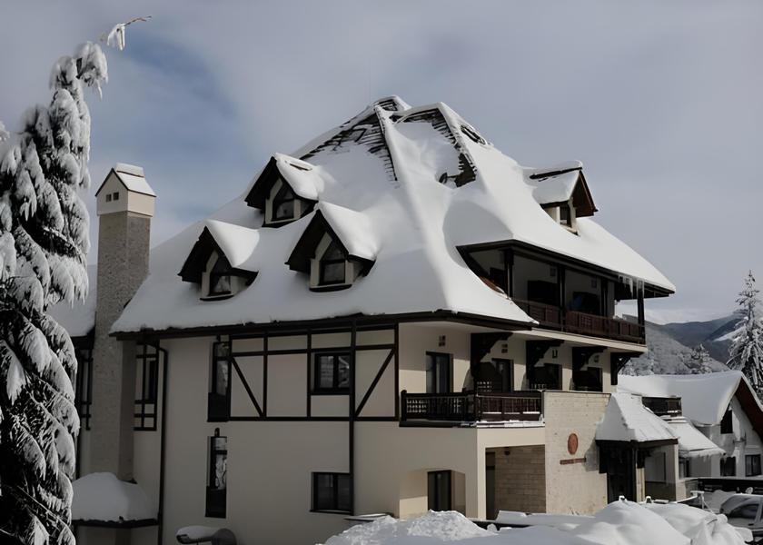  Sinaia exterior view