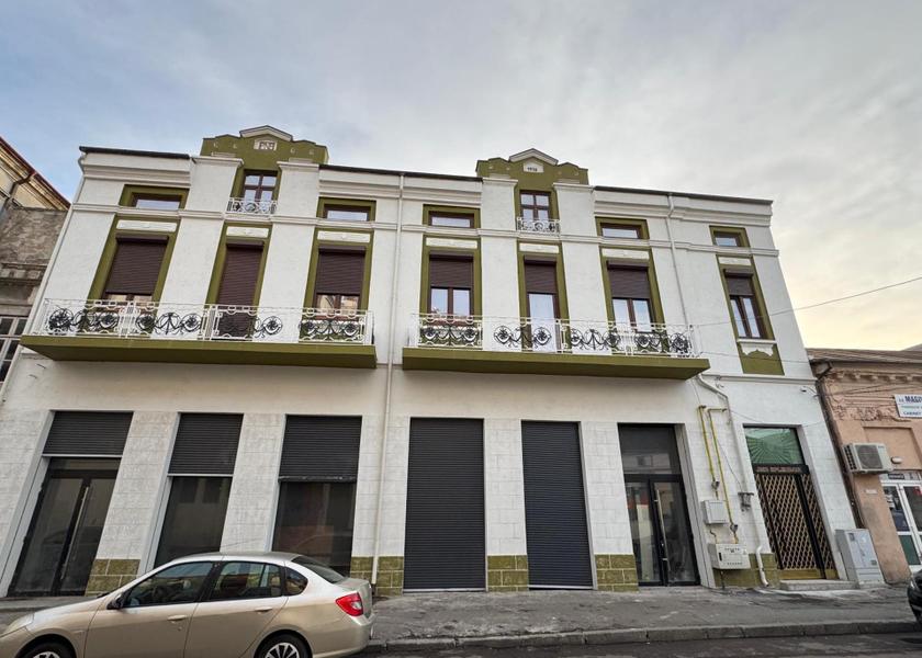  Constanta exterior view