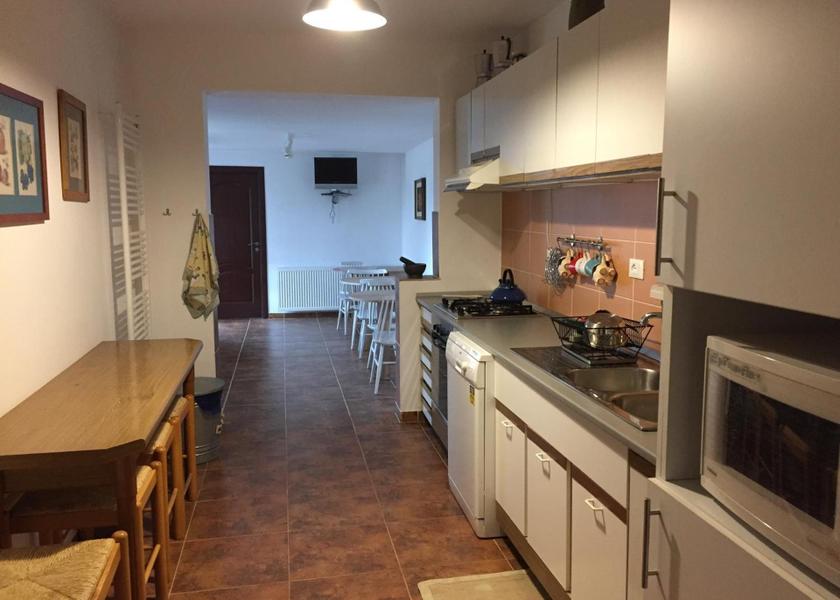  Sighisoara kitchen