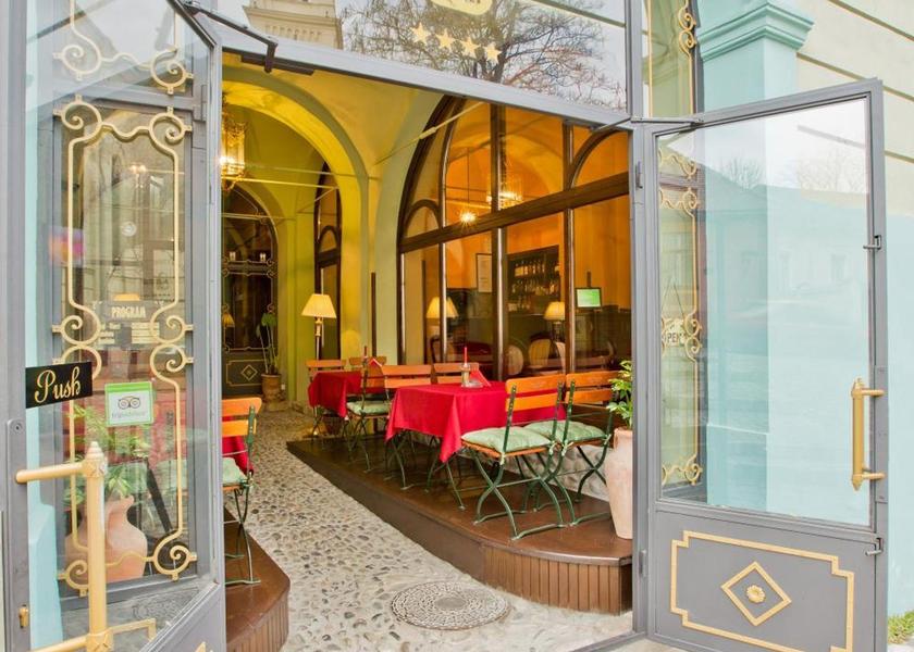  Sighisoara balcony/terrace