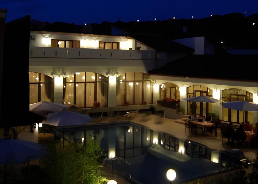  Oradea exterior view