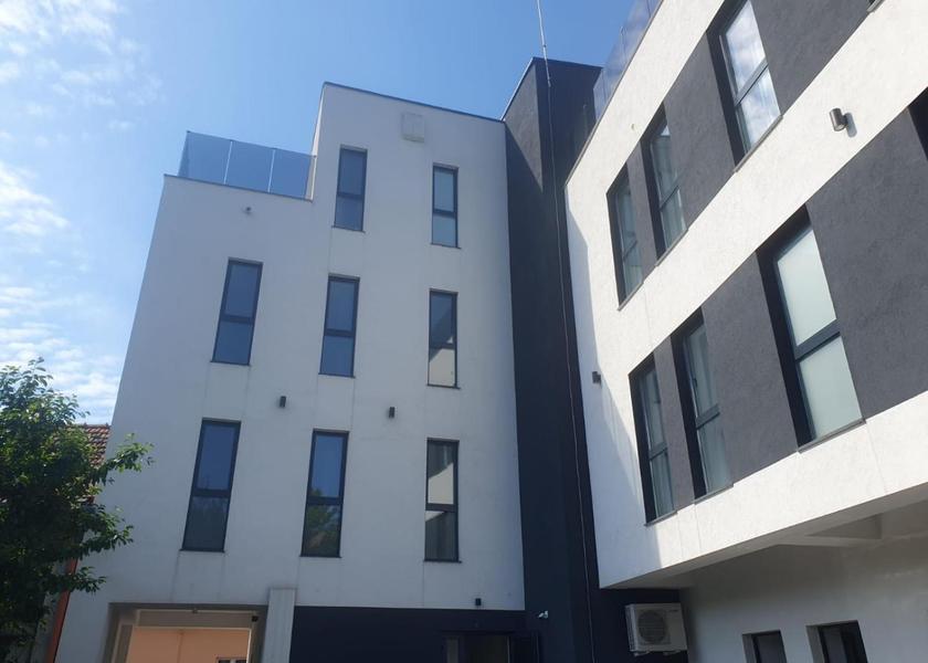  Oradea exterior view