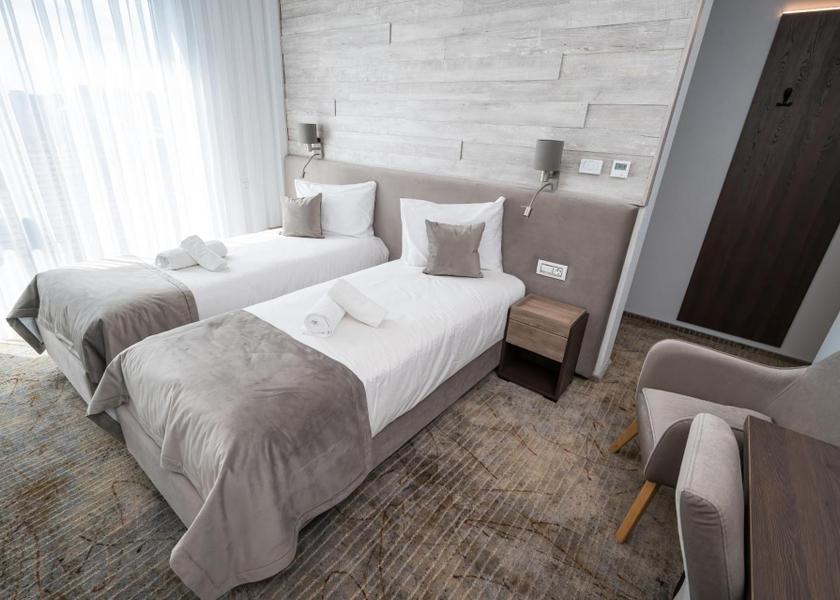  Oradea Deluxe Twin Room