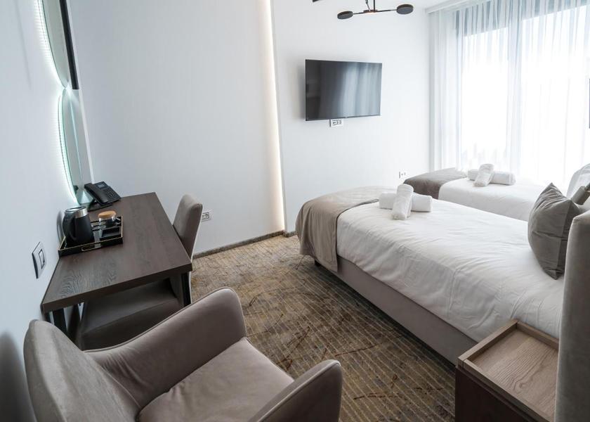  Oradea Deluxe Twin Room