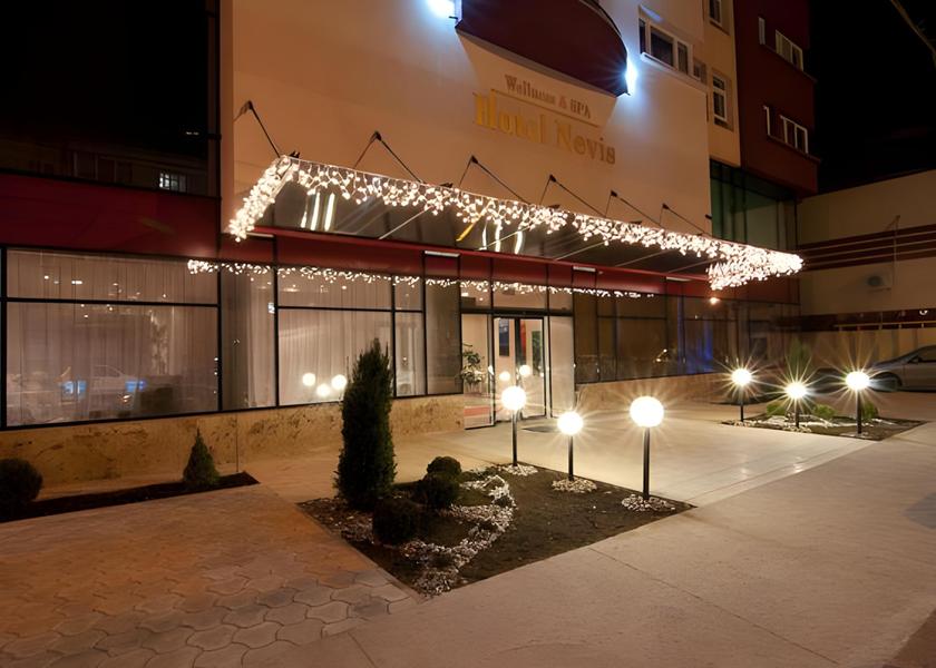  Oradea exterior view