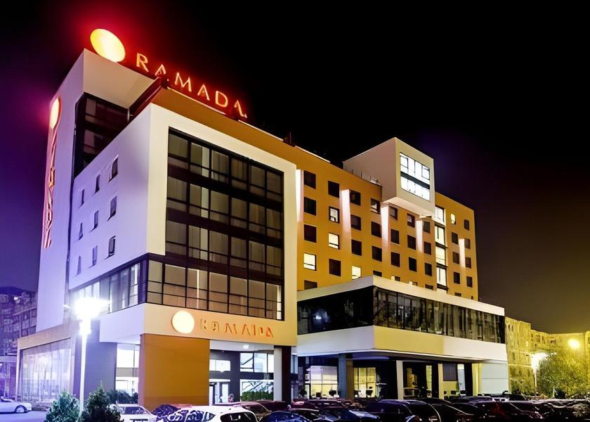  Oradea exterior view