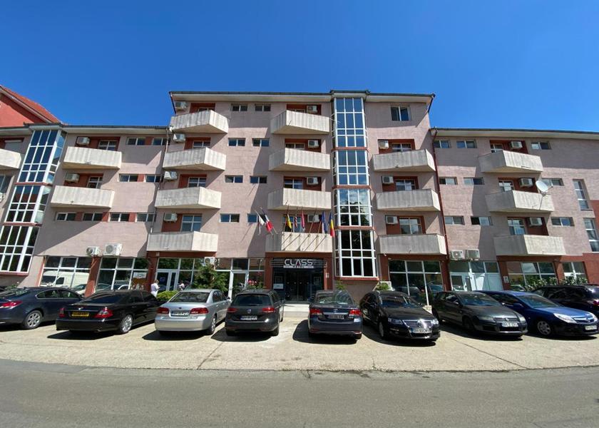  Oradea exterior view