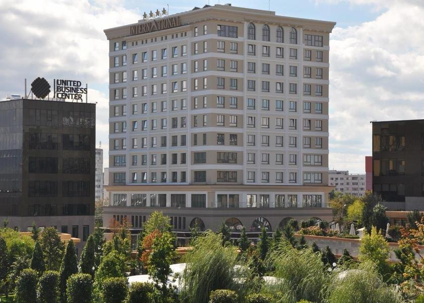  Iasi Hotel Exterior