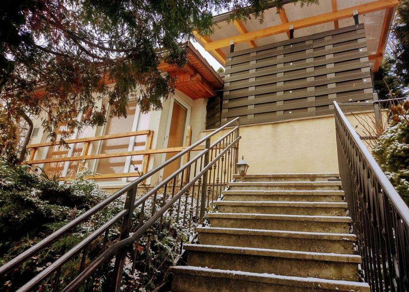  Bratislava Hotel Exterior