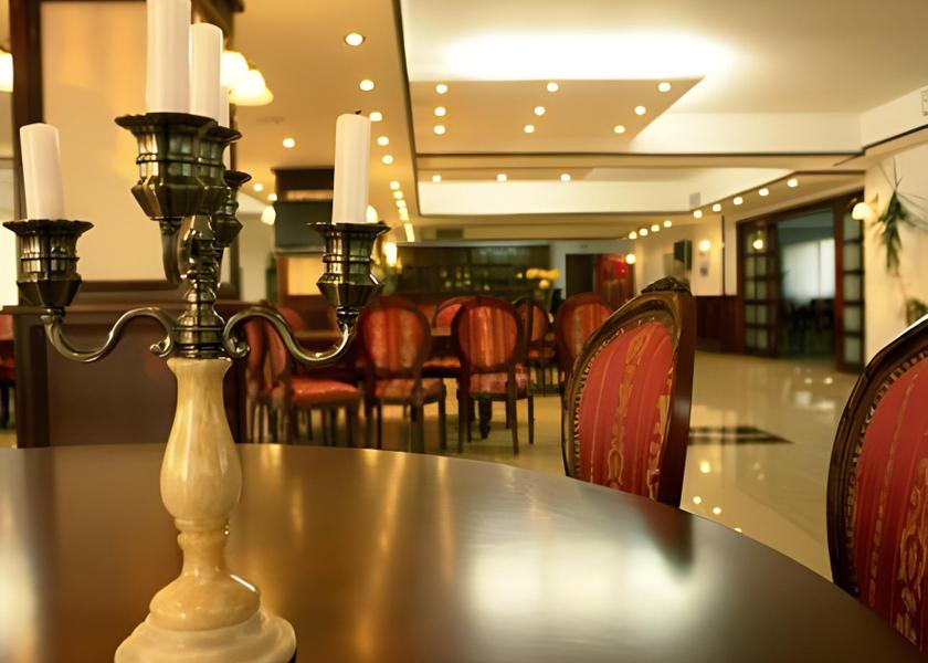 Iași County Miroslava interior view