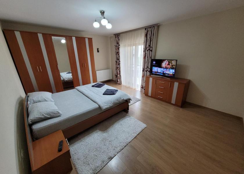 Argeș County Pitesti King Room with Balcony