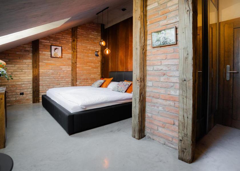 Košice Kosice Double Room with Private Bathroom