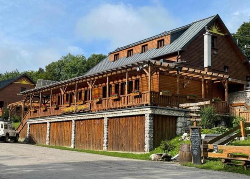  Trencin exterior view