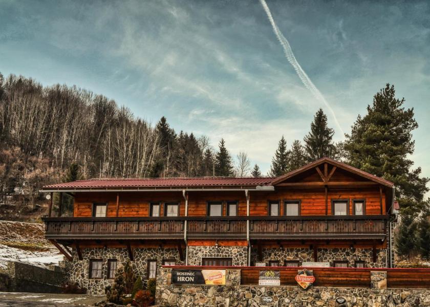  Brezno Hotel Exterior