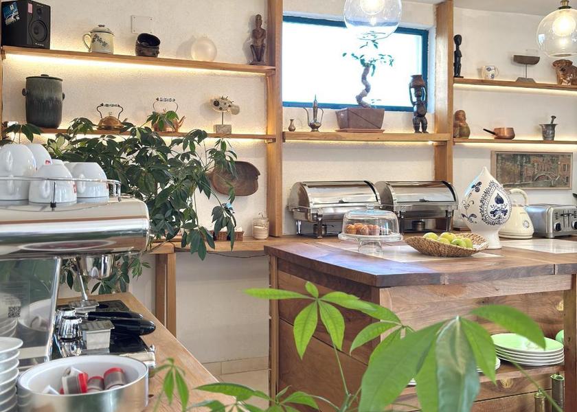  Alba Iulia facilities