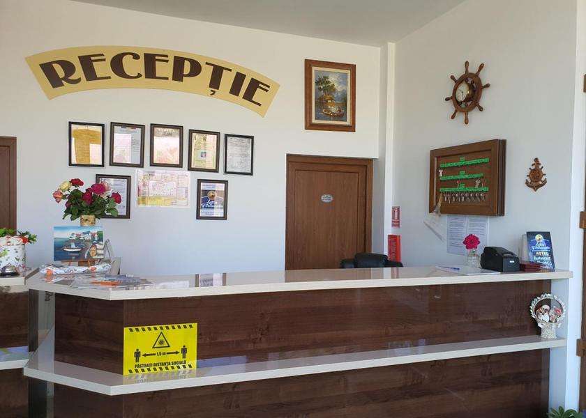 Brăila County Cazasu exterior view