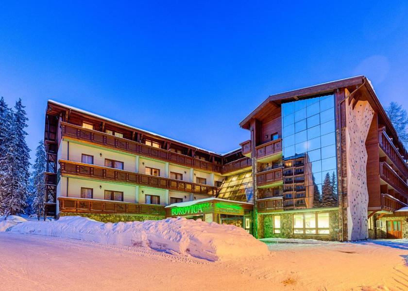  Strbske Pleso entrance