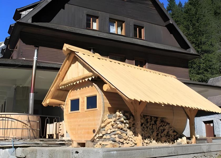  Strbske Pleso exterior view