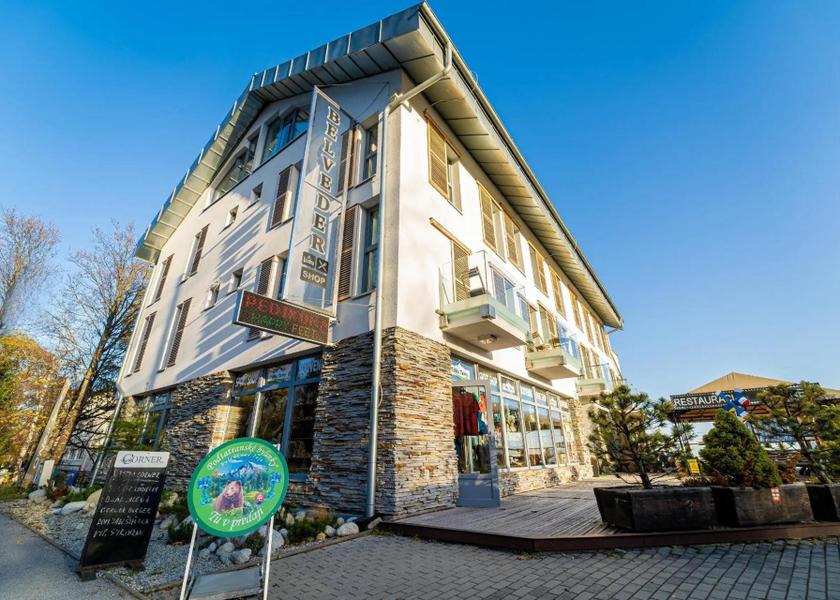  Tatranska Lomnica surrounding environment