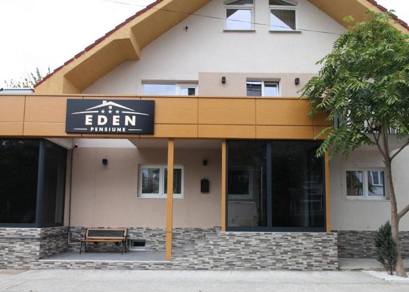  Slatina exterior view