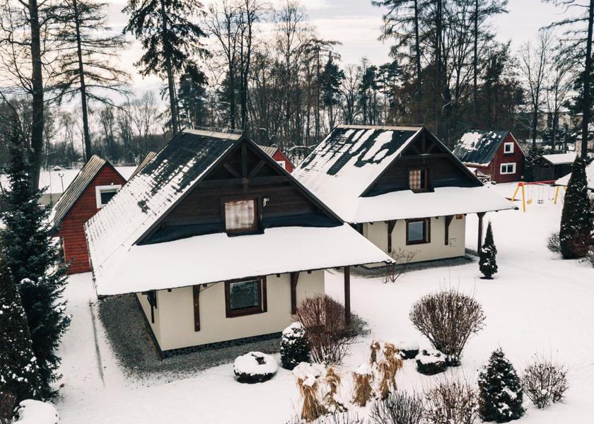  Velky Slavkov exterior view