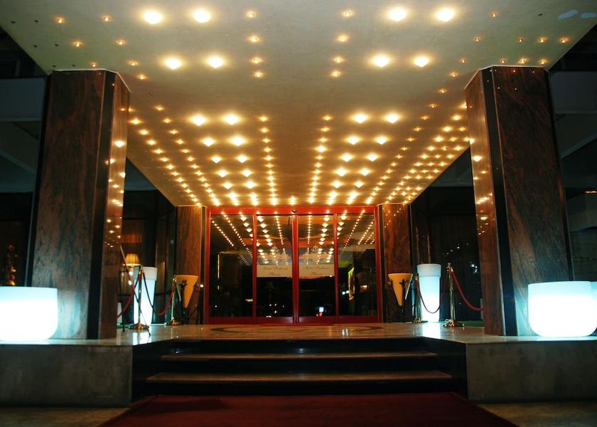 Prahova County Ploiesti Property entrance