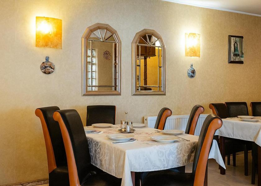  Predeal restaurant
