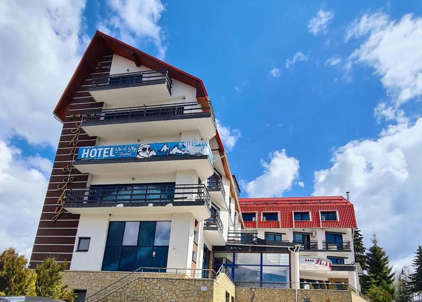  Predeal exterior view