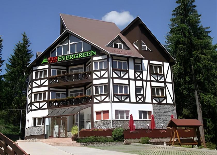  Predeal exterior view