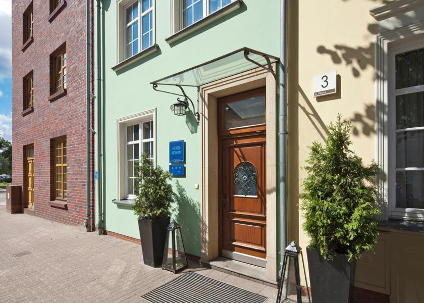 East Pomeranian Voivodeship Gdansk entrance