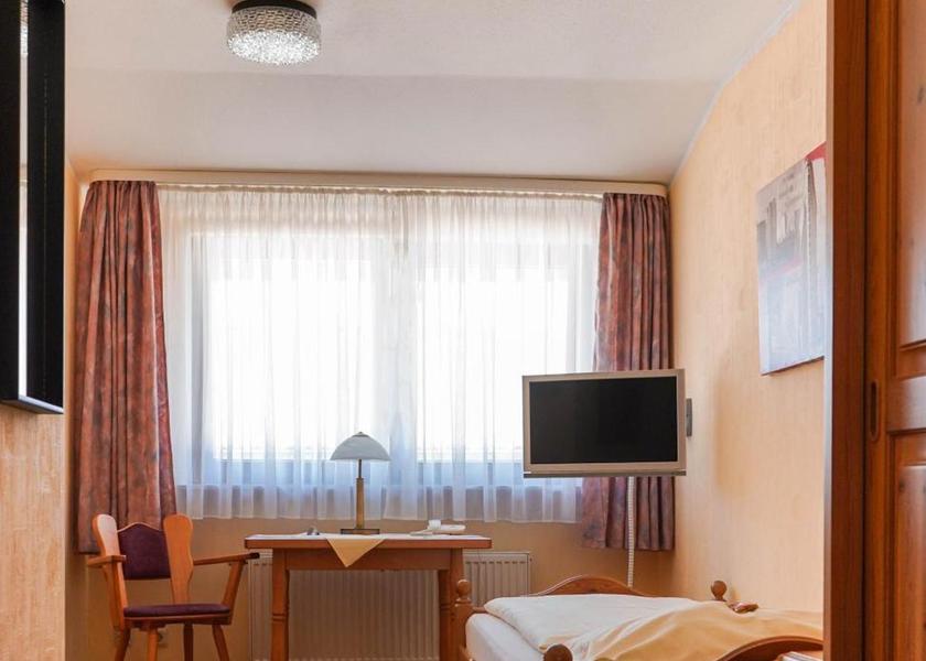 Hessen Dreieich Standard Single Room