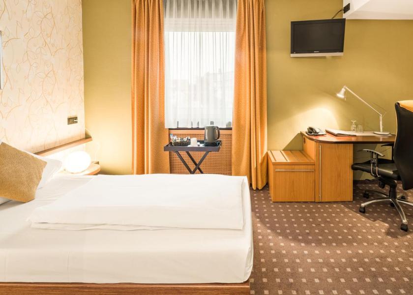 Hessen Dreieich Superior Single Room