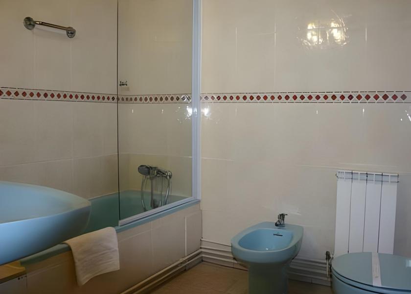 Galicia A Coruña Triple Room