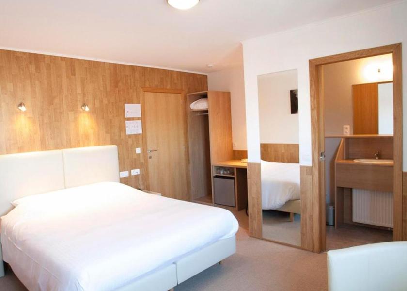 Flemish Region Roeselare Suite