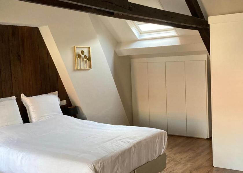 Flemish Region Turnhout Deluxe Queen Room