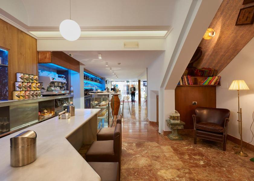 Asturias Aviles bar/lounge