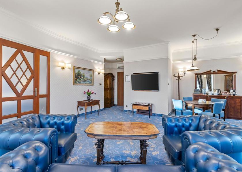 Silesian Voivodeship Gliwice shared lounge/tv area