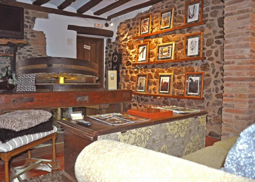 La Rioja Santo Domingo de la Calzada Shared lounge/TV area