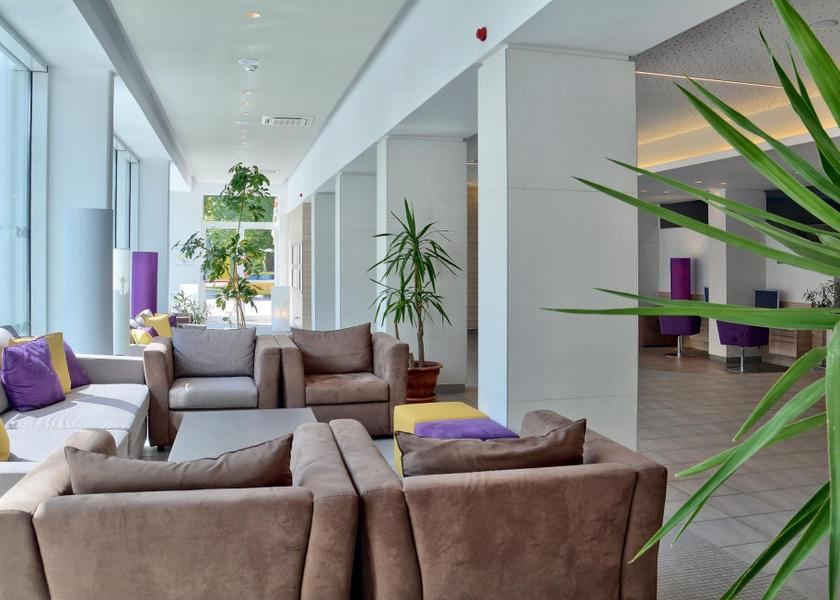 Albena lobby