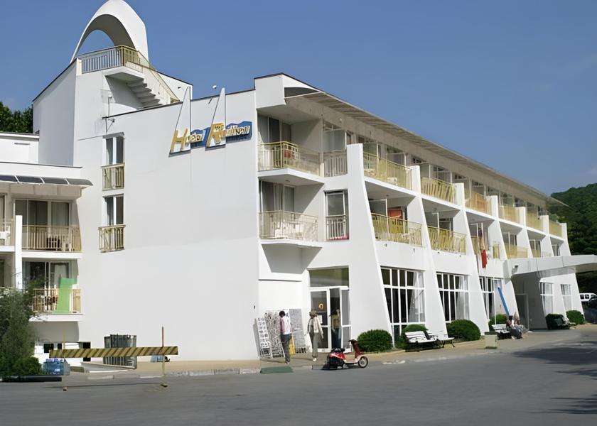  Albena exterior view