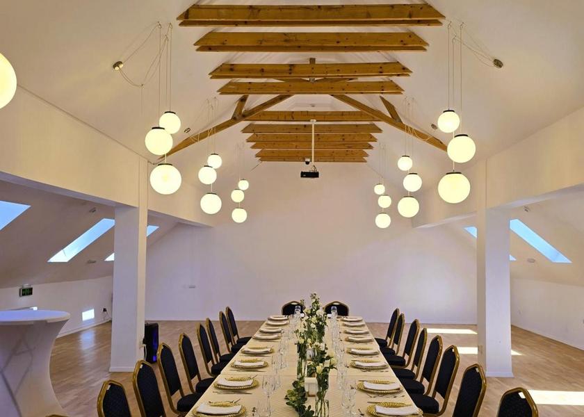 meeting room / ballrooms