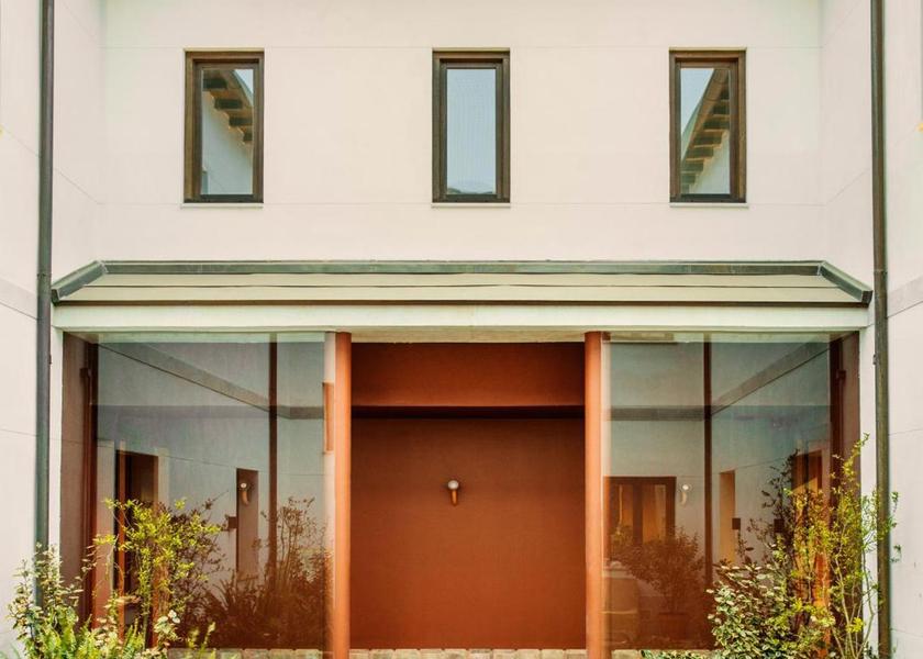 Community of Madrid Alcala de Henares facilities