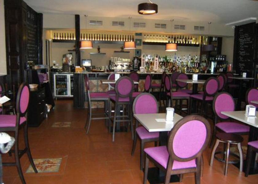 Community of Madrid Alcala de Henares bar/lounge