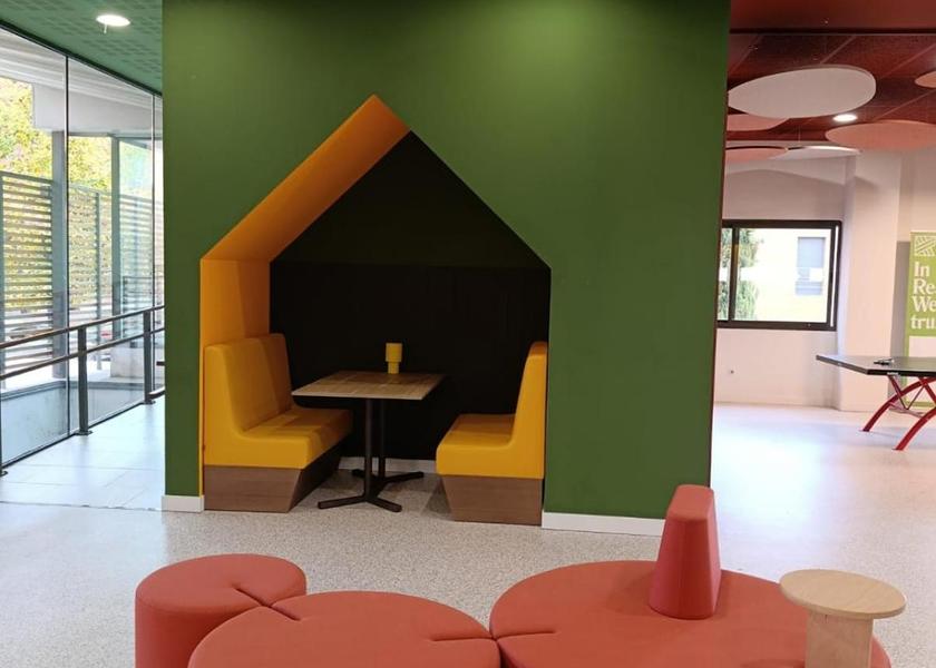 Community of Madrid Alcala de Henares Shared lounge/TV area