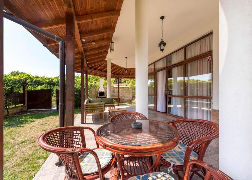  Balchik balcony/terrace