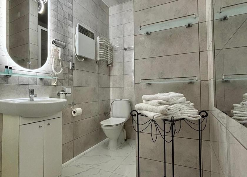 Greater Poland Voivodeship Gniezno bathroom