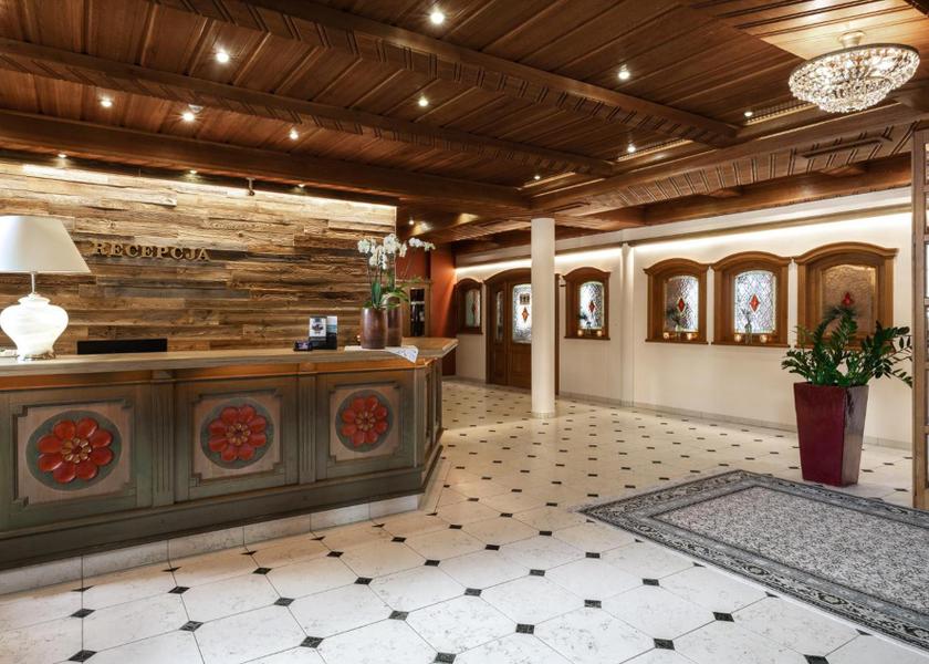 Lower Silesian Voivodeship Karpacz lobby