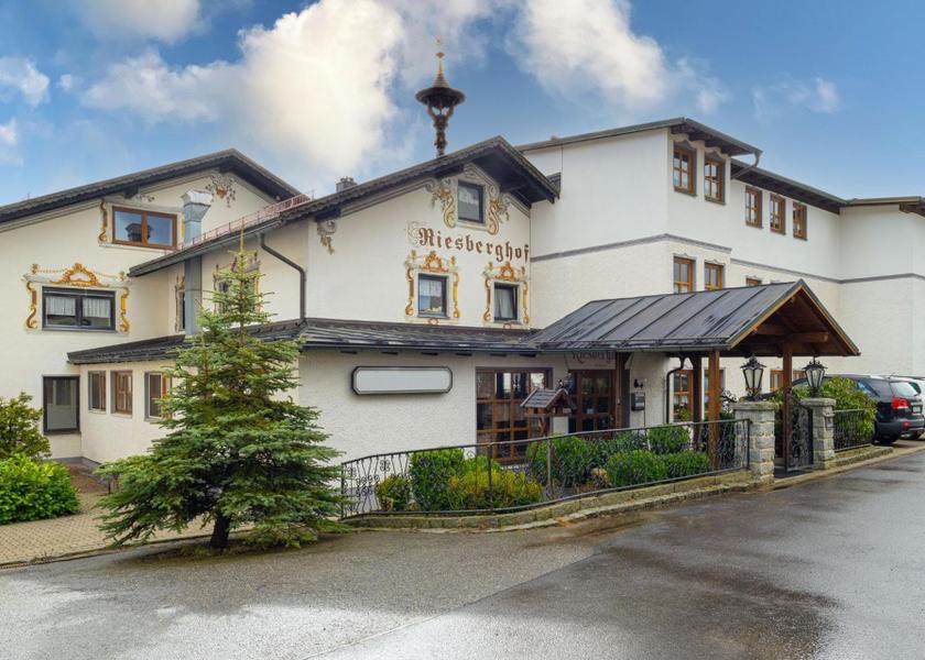 Bavaria Lindberg exterior view